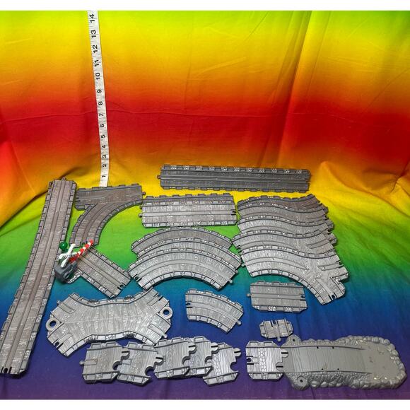 Thomas & Friends Take Along Train Track 25 Pieces Learning Curve - Picture 1 of 7